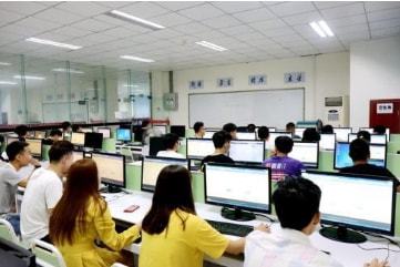 計(jì)算機(jī)專業(yè)熱潮背后 通信設(shè)備開發(fā)領(lǐng)域的現(xiàn)實(shí)與挑戰(zhàn)